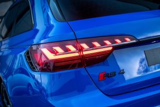 AUDI RS4 nový vůz jsem strojním leštěním zbavil drobných oděrek z manipulace s vozem. Na několika dílech bylo potřeba...